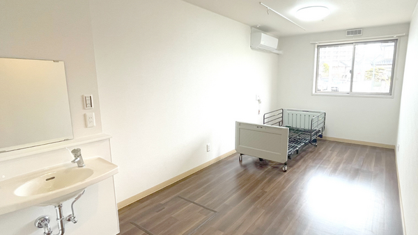 ナーシングホーム寿々 名東（パート）の一般事務求人メイン写真2