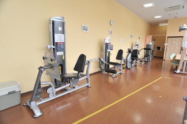 機能訓練型デイサービス　サロンデイ桜ヶ丘の柔道整復師求人メイン写真5