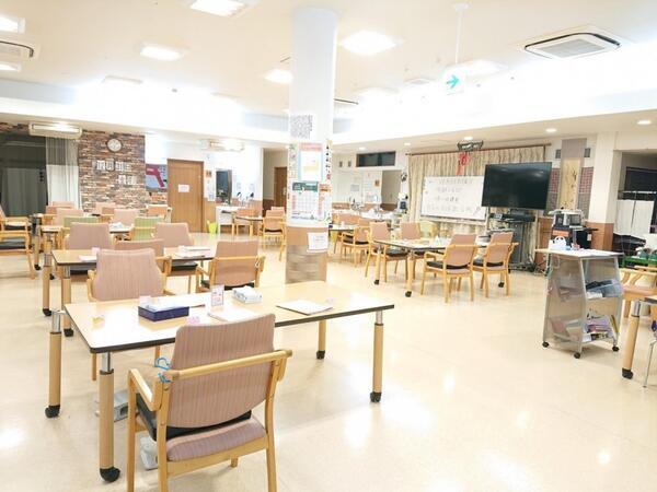 デイサービスセンターあいくる（常勤）の准看護師求人メイン写真2