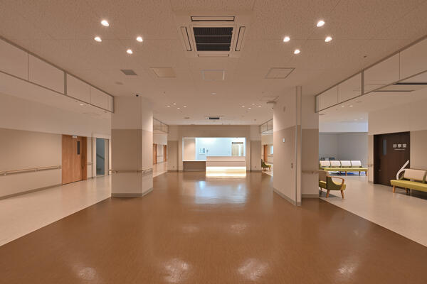 那覇ゆい病院（常勤）の介護職求人メイン写真2