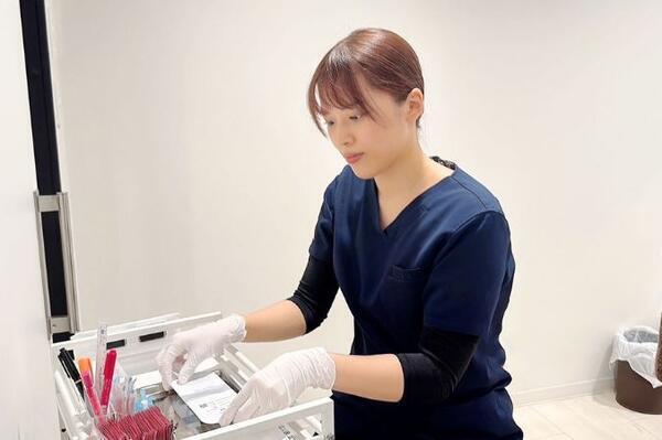 フィラ―クリニック新宿院（常勤）の看護師求人メイン写真2