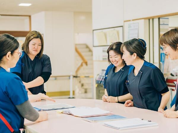 嶺井第二病院まちなと（病棟/常勤）の看護師求人メイン写真5