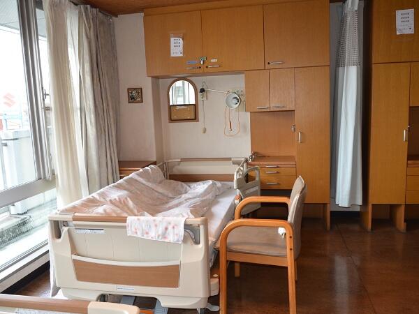 足立老人ケアセンター（パート）の介護福祉士求人メイン写真3