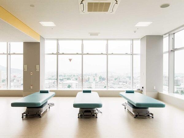 道後温泉病院（常勤）の社会福祉士求人メイン写真3