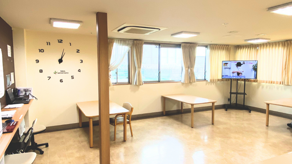 ナーシングホーム寿々（夜勤専従/パート）の介護福祉士求人メイン写真2