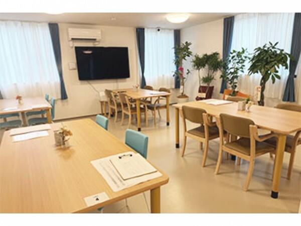 ナーシングホーム寿々 小牧南（常勤）の介護職求人メイン写真2