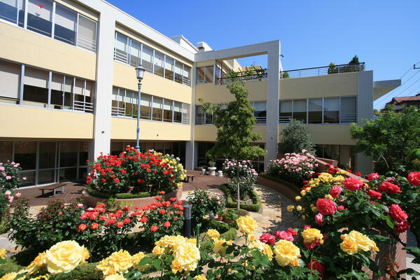 有料老人ホームばらの庄（常勤）の介護職求人の写真