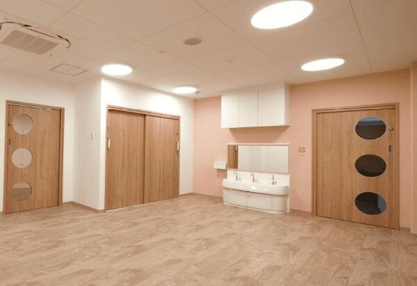 ペコちゃんこども園ほりかわ（正職員）の保育士求人メイン写真2