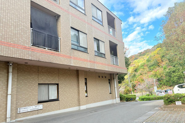 【特養ぬまづホーム】（生活相談員/常勤）の介護福祉士求人の写真