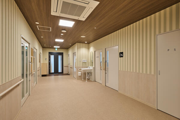 広域型 特別養護老人ホーム宝生苑（常勤）の介護福祉士求人メイン写真3