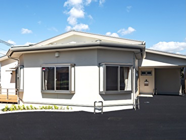 看護小規模多機能型居宅介護事業所 かがみ川（常勤）の介護福祉士求人の写真