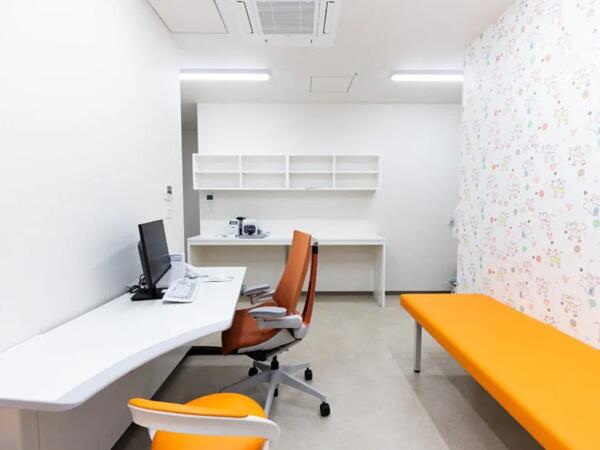 はるかキッズクリニック（パート）の准看護師求人メイン写真4