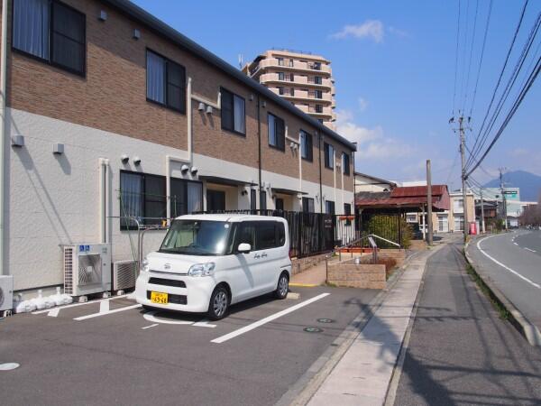 有料老人ホームいつくしの里（夜勤専従パート）の介護職求人メイン写真3