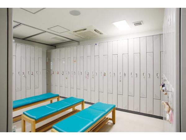 えいじんクリニック（パート）の准看護師求人メイン写真5