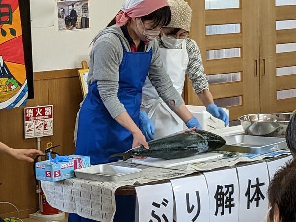 ショートステイ コスモス中野栄（パート）の調理師/調理員求人メイン写真3