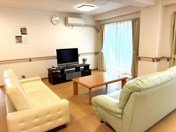 グループホーム レオ（夜勤パート）の支援員求人メイン写真2