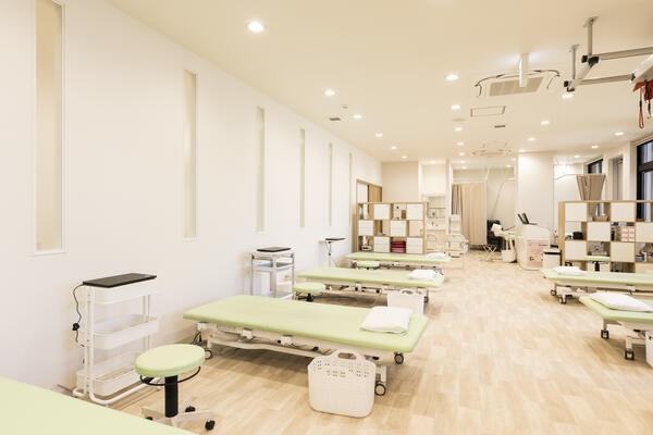 綾瀬中央診療所（パート）の理学療法士求人メイン写真2