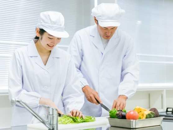 特養 花ぞの（厨房/常勤）の調理師/調理員求人の写真