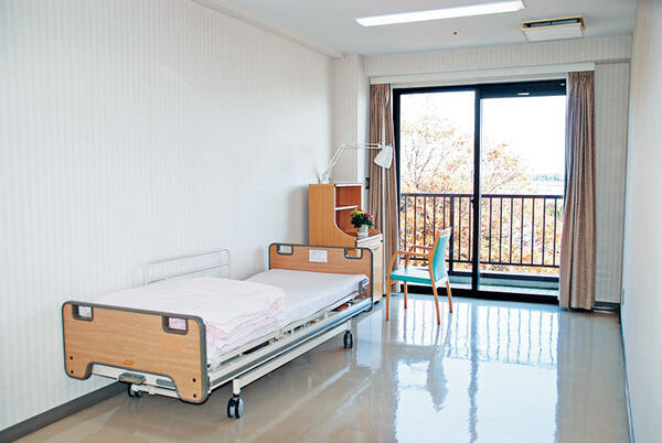 医療法人清真会 介護老人保健施設レイクヒルひぬま（常勤）の准看護師求人メイン写真5