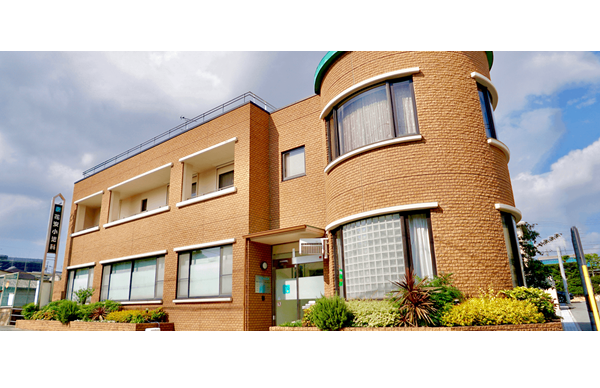 花安小児科医院（常勤）の薬剤師求人メイン写真1