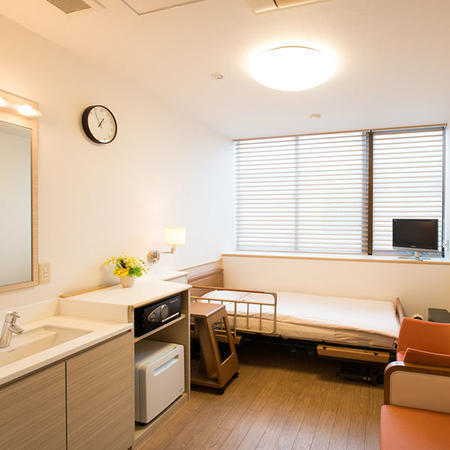 新家産婦人科医院（夜勤パート）の助産師求人メイン写真3