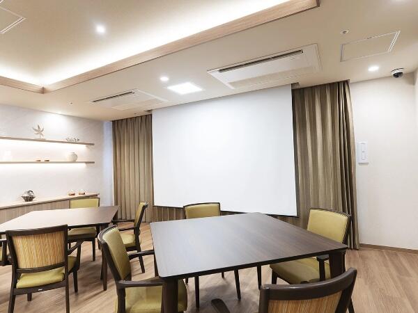 イリーゼ明大前（常勤）【見守りシステム導入／人に向き合える介護】の介護職求人メイン写真2