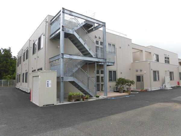 特別養護老人ホーム成田苑（デイ/常勤）の介護福祉士求人メイン写真4