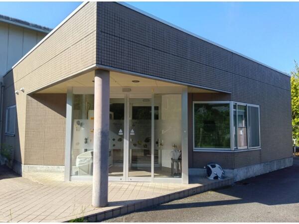 住宅型有料老人ホーム ポジティブリーケア池田（常勤）の准看護師求人メイン写真1