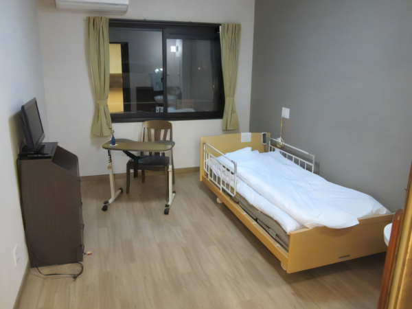 特別養護老人ホーム 甲賀荘（常勤）の介護職求人メイン写真4