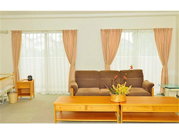 介護付有料老人ホーム カルム泉佐野（フルタイムパート）の一般事務求人メイン写真3