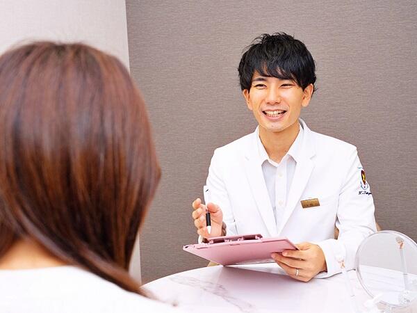 レナータクリニック 新宿院（マネージャー / 常勤）の医療事務求人メイン写真5