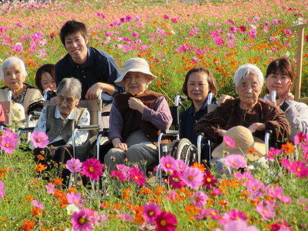 特別養護老人ホーム銀杏の丘（パート）の介護福祉士求人メイン写真5