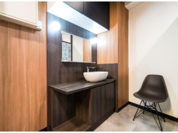 渋谷リリー皮膚科クリニック（クラーク / 常勤）の医療事務求人メイン写真5