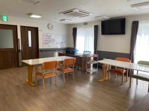 住宅型有料老人ホーム メディケアレジデンス新桜町通（常勤）の准看護師求人メイン写真2