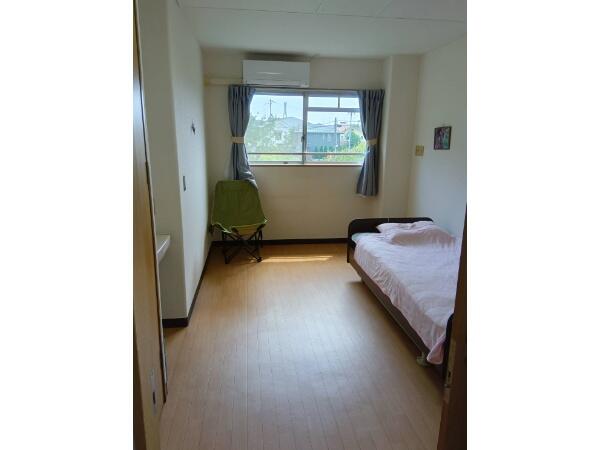 住宅型有料老人ホーム ポジティブリーケア池田（常勤）の准看護師求人メイン写真3