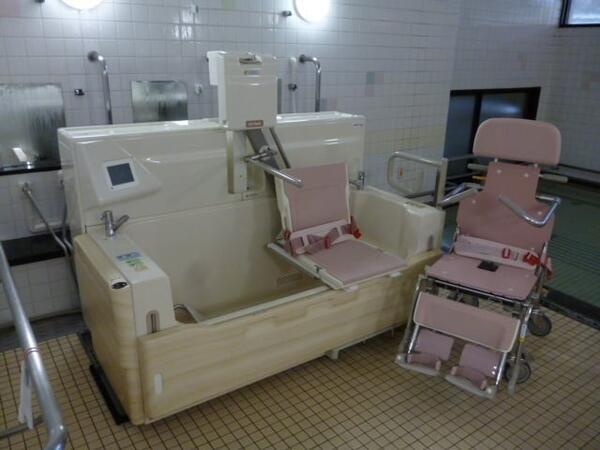 ケアハウス和楽園（フルタイムパート）の一般事務求人メイン写真3