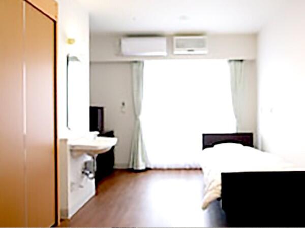 特別養護老人ホーム横浜ナーシングビレッジ（常勤）の看護師求人メイン写真3