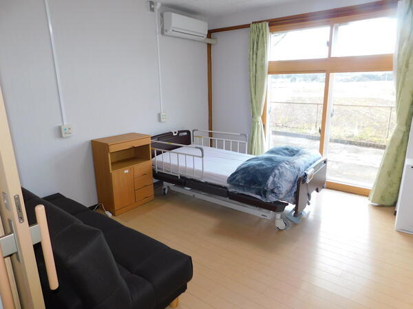 特別養護老人ホーム泉和荘（業務員/常勤）の送迎ドライバー求人メイン写真5