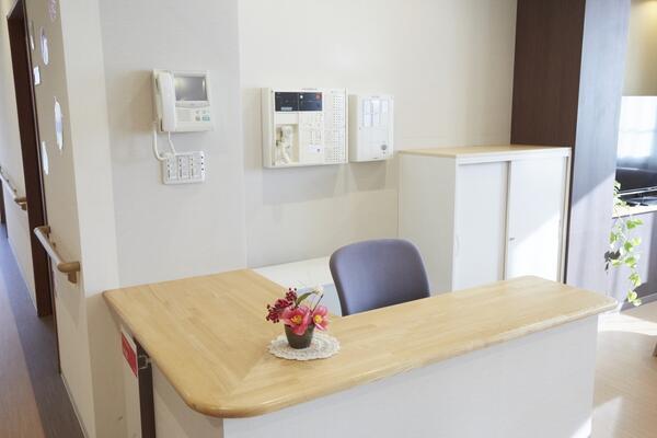 イリーゼ西岡（パート）【会話と笑顔を大切にする介護職♪】の介護職求人メイン写真4