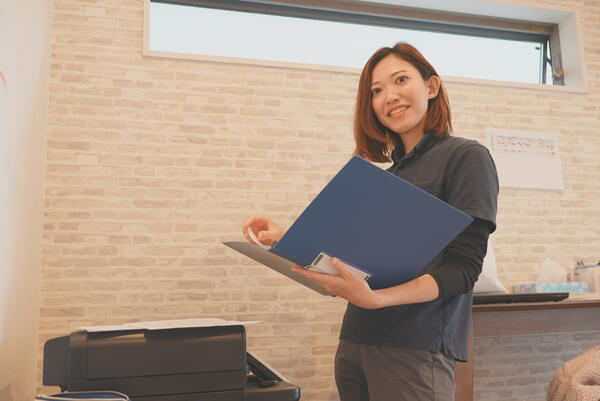 24QQ訪問看護ステーション（パート）の医療事務求人の写真