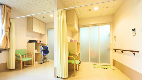 ナーシングホーム寿々　岩塚（パート）の介護福祉士求人メイン写真3