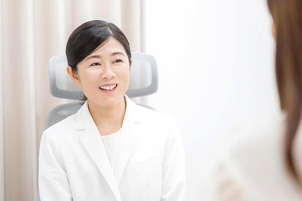 新宿駅前IGA皮膚科クリニック（パート） の看護師求人メイン写真3