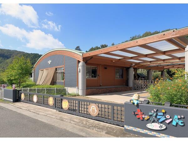 幼保連携型認定こども園キッズランドやちよ（パート）の保育士求人メイン写真1