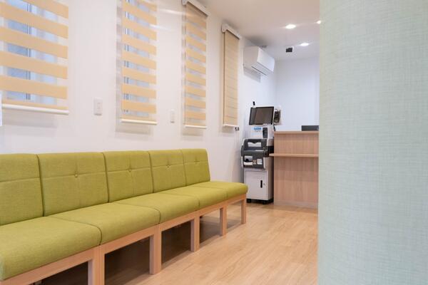 青木胃腸内科クリニック（パート）の看護師求人メイン写真3