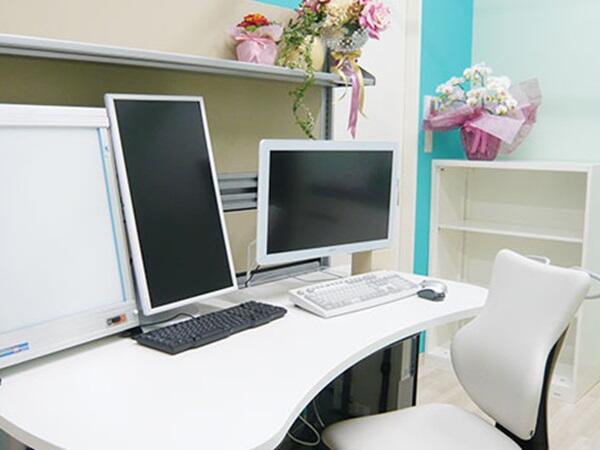 東京みらいクリニック葛西（パート）の医療事務求人メイン写真4