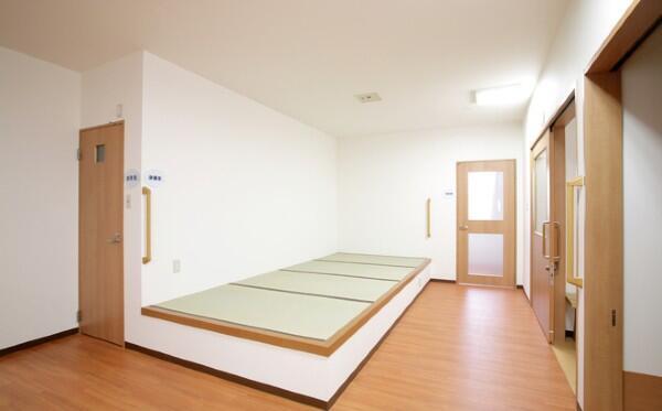 住宅型有料老人ホーム メルベイユひびきの（パート）の介護福祉士求人メイン写真4