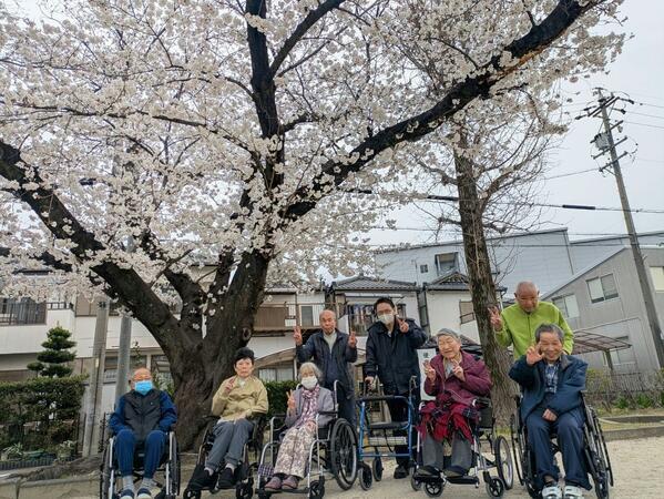 住宅型有料老人ホーム レガロ北久手（常勤）の介護職求人メイン写真5