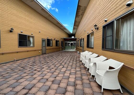 小規模多機能 あかりの家川島苑（正社員）の介護職求人メイン写真1