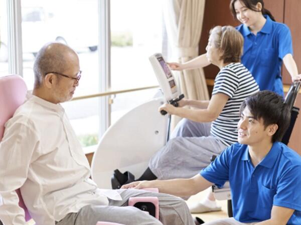 サービス付き高齢者向け住宅まなか夢の実（準夜勤/常勤）の介護福祉士求人メイン写真2