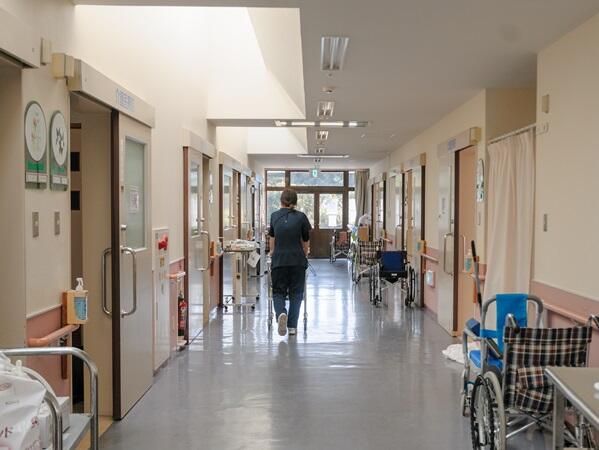 青島リゾートクリニック（常勤）の理学療法士求人メイン写真4